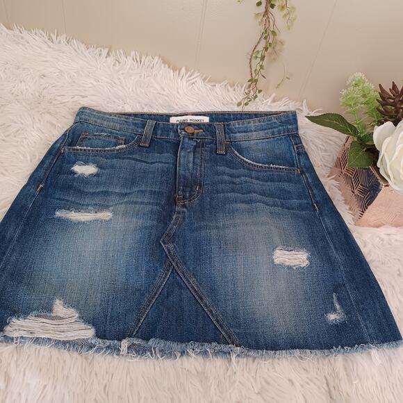 Y2k Style 100% cotton Flying Monkey Distressed Mini Skirt Size 25 blue denim - Picture 1 of 7